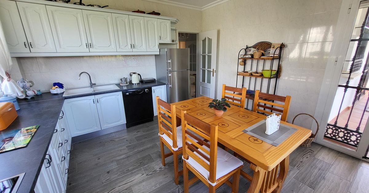 Villa in Marbella East, Elviria, Marbella East, 7/12