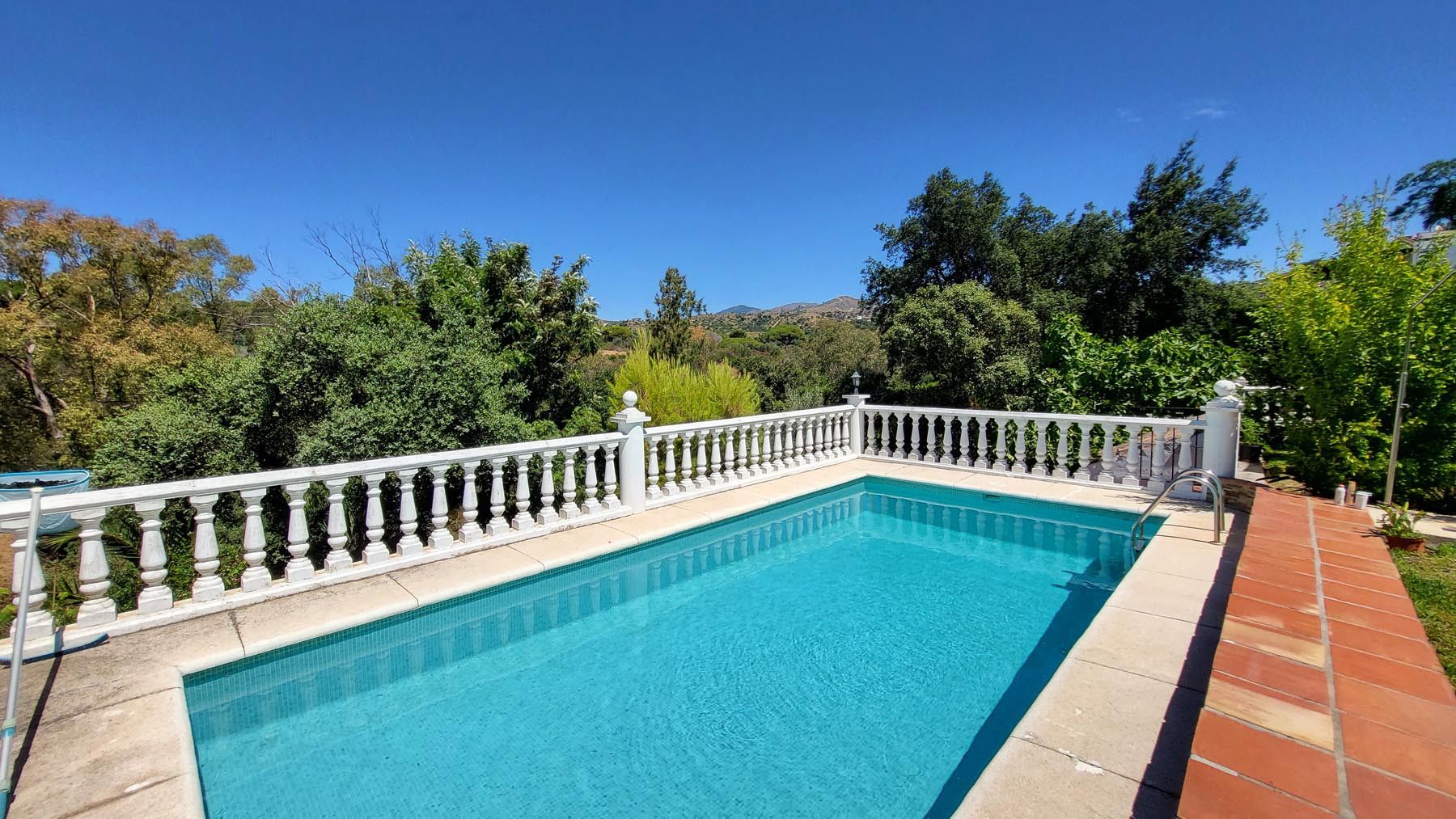 Villa in Marbella East, Elviria, Marbella East, 8/12