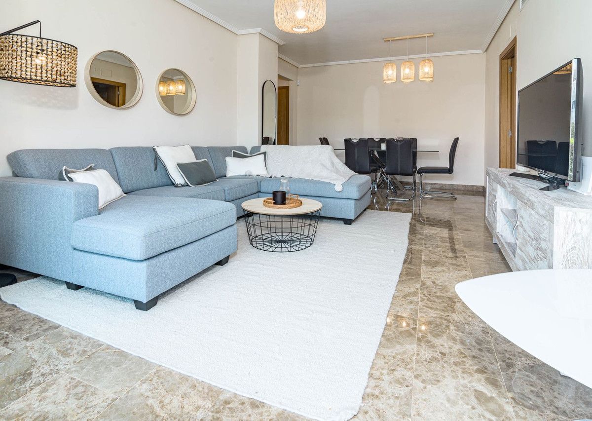Appartement op de begane grond in Selwo, Selwo, 10/12