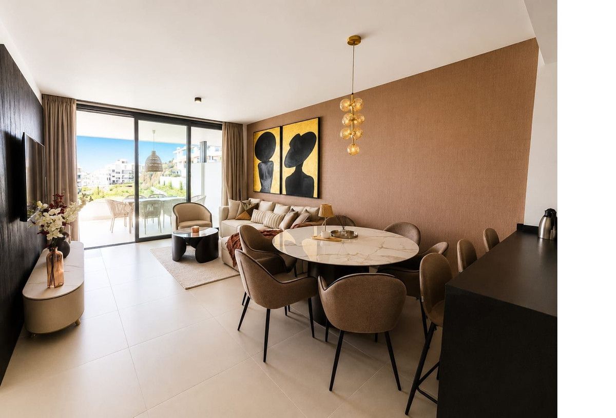 Middle Floor Apartment in Higueron, Higueron, 1/12
