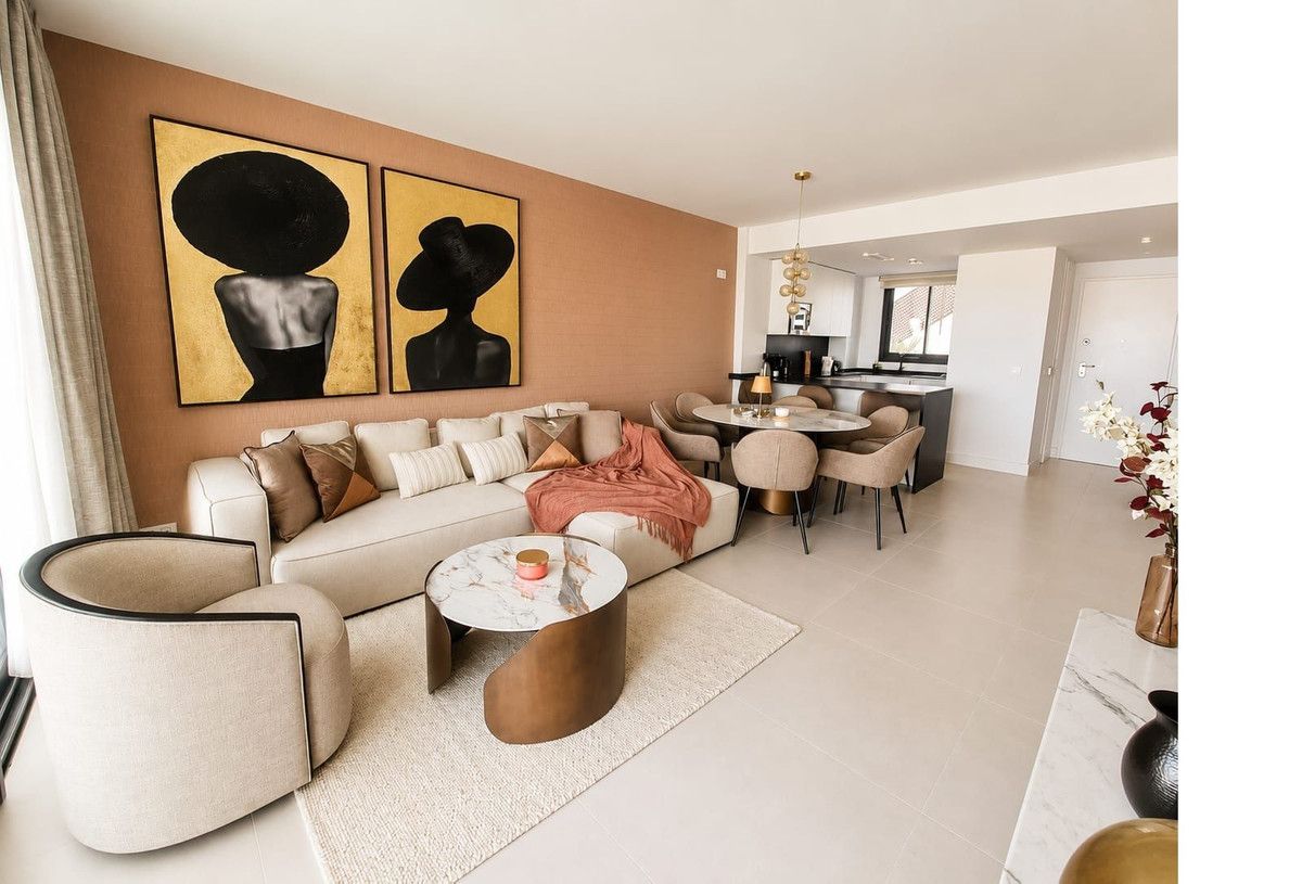 Middle Floor Apartment in Higueron, Higueron, 2/12