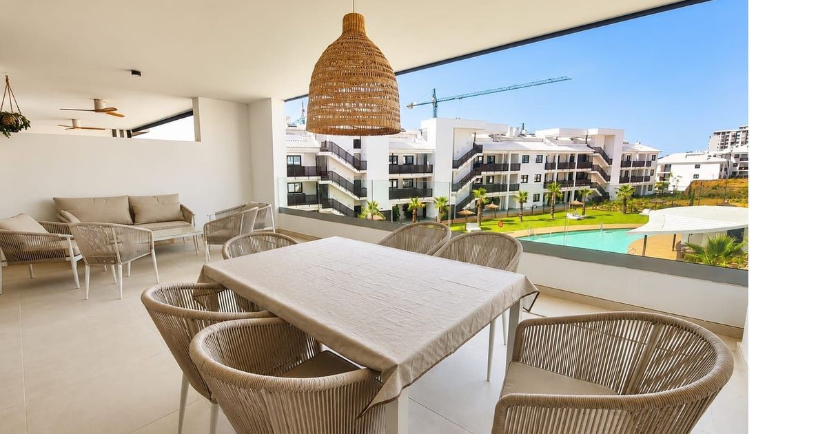 Middle Floor Apartment in Higueron, Higueron, 6/12