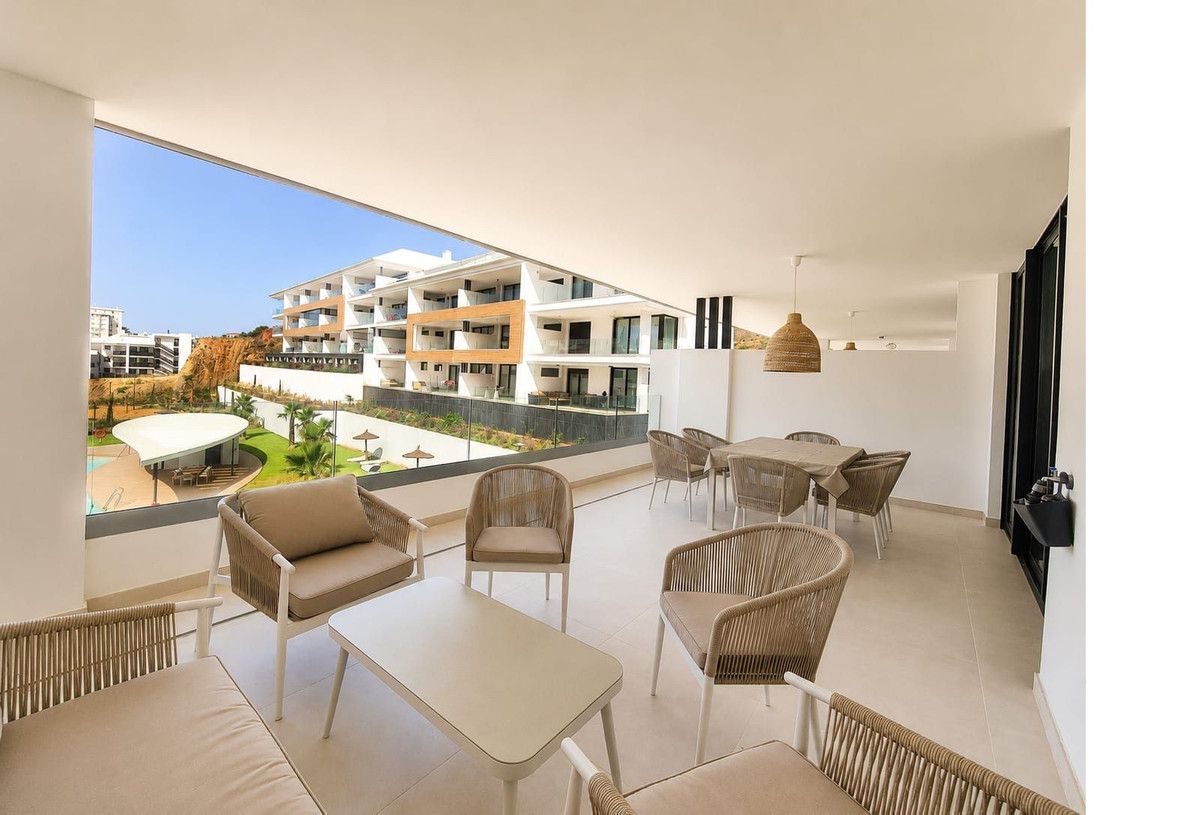 Middle Floor Apartment in Higueron, Higueron, 7/12