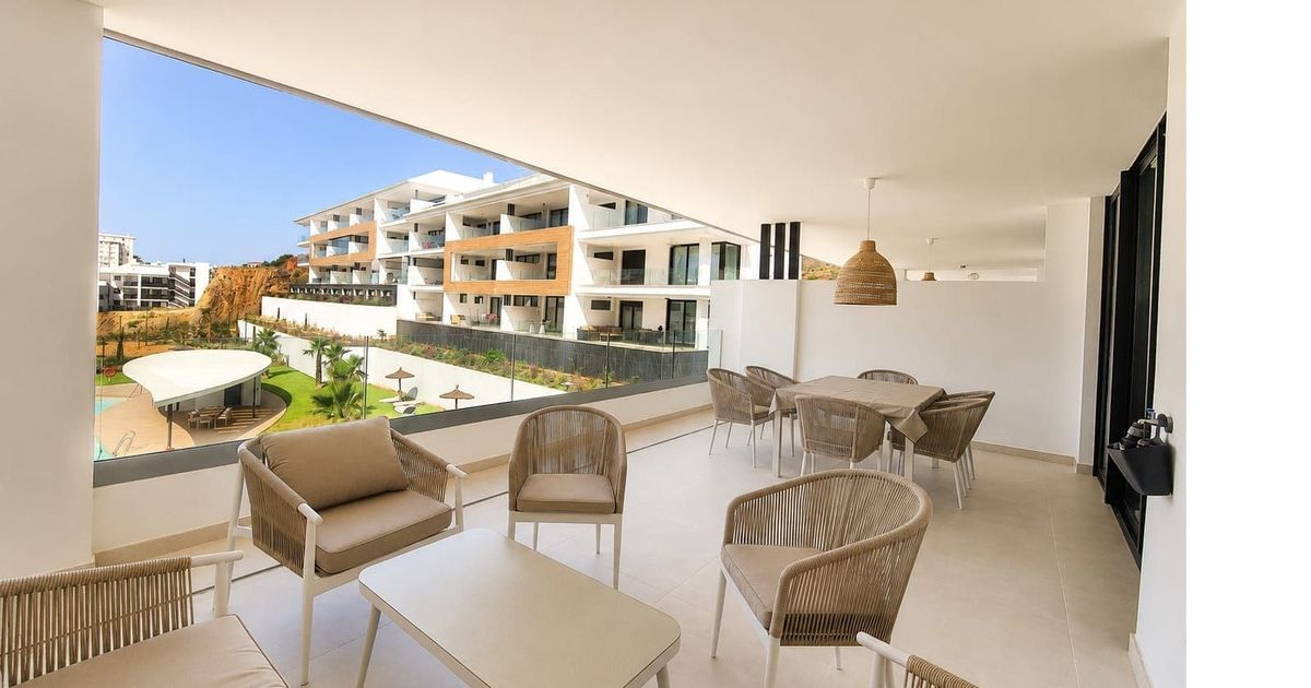 Middle Floor Apartment in Higueron, Higueron, 7/12