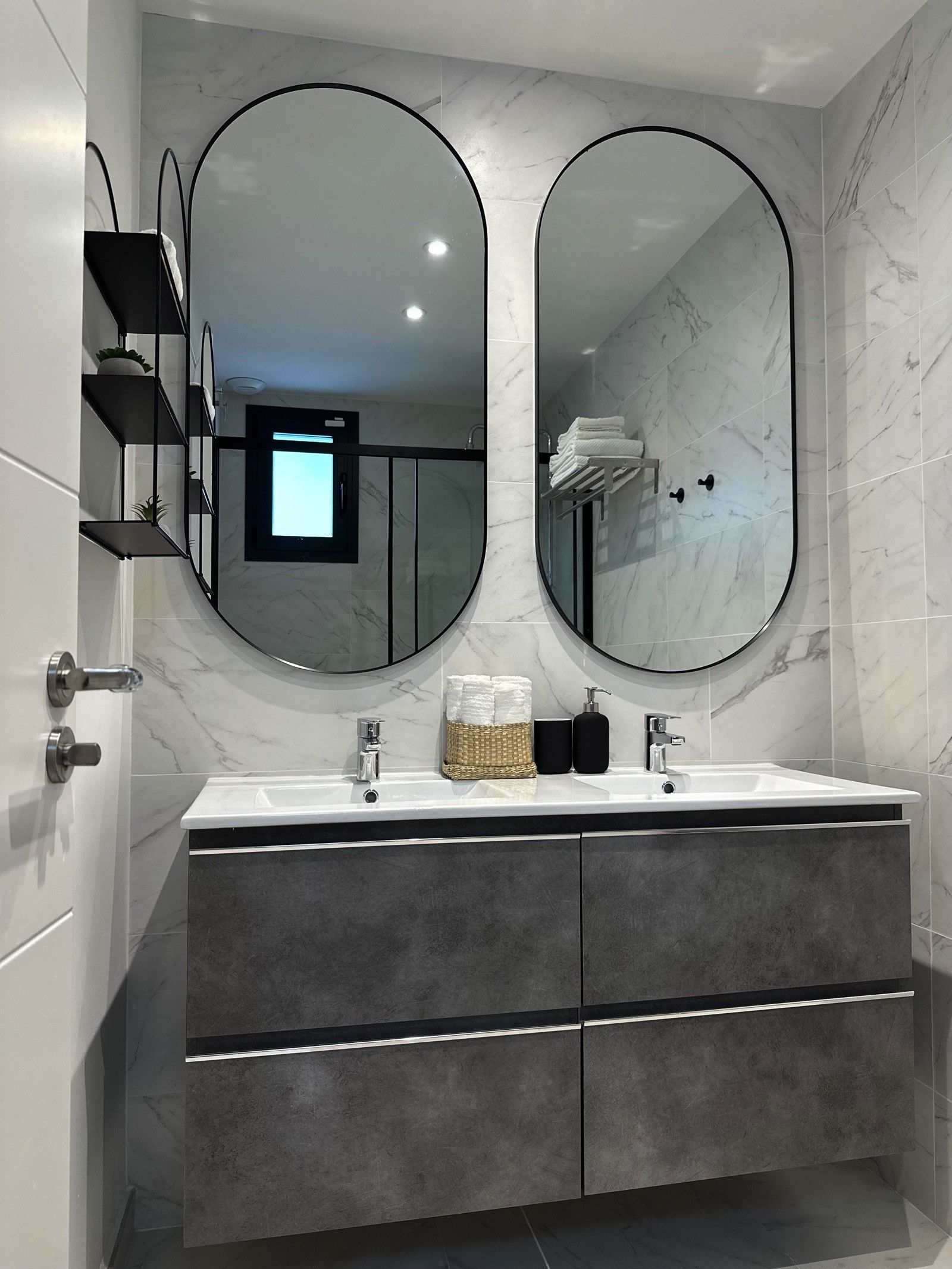Apartamento de planta baja en Estepona, Estepona Puerto, Estepona, 5/12