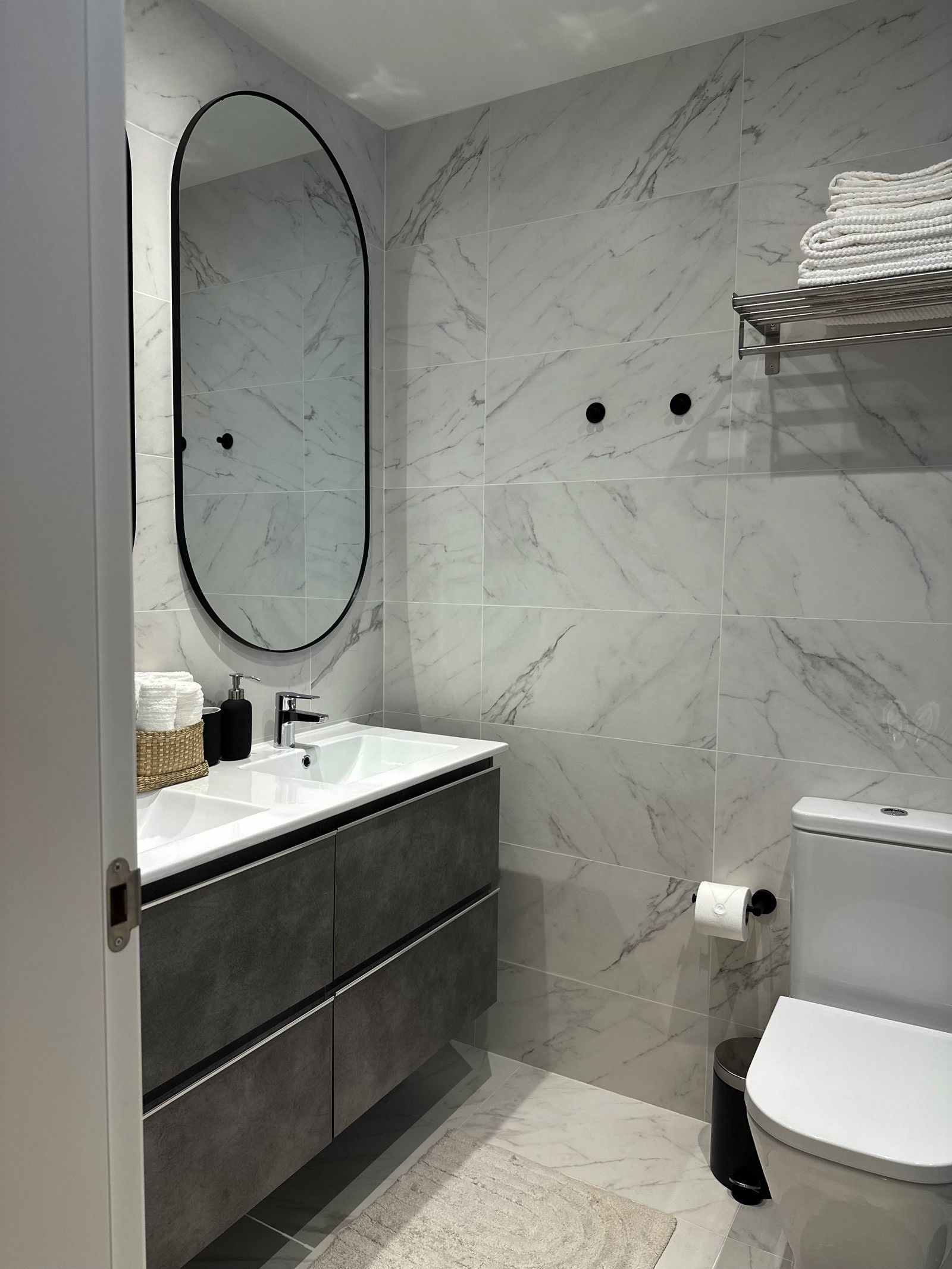 Apartamento de planta baja en Estepona, Estepona Puerto, Estepona, 8/12