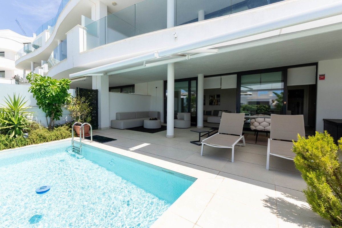 Apartamento en planta baja en Higueron, Higueron, 2/12