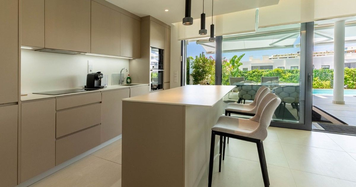 Apartamento en planta baja en Higueron, Higueron, 4/12