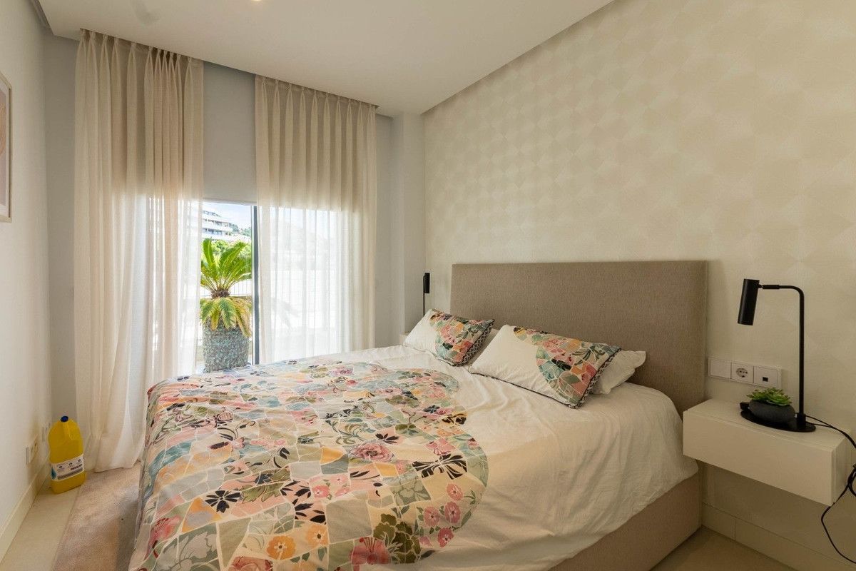 Apartamento en planta baja en Higueron, Higueron, 9/12