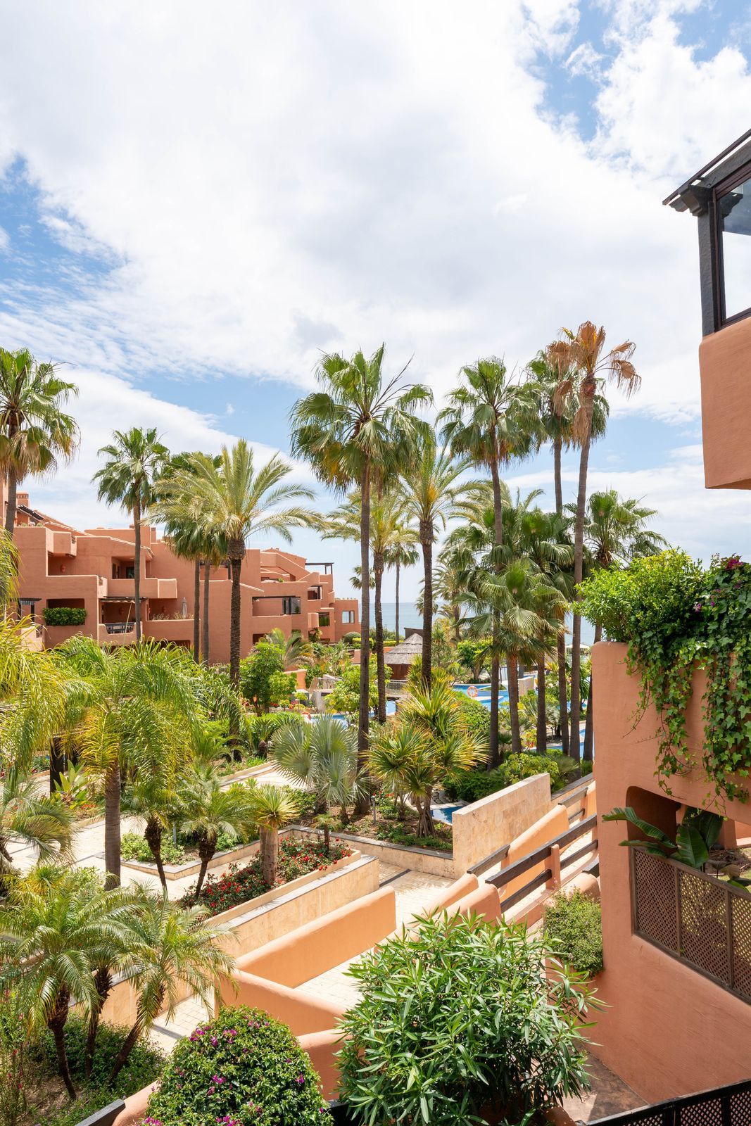 Middenverdieping appartement in Estepona, Estepona, 4/12