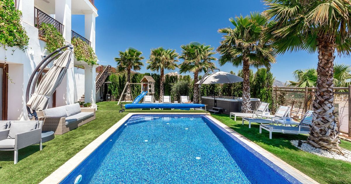 Vrijstaande villa in Benahavís, Benahavís, 4/12