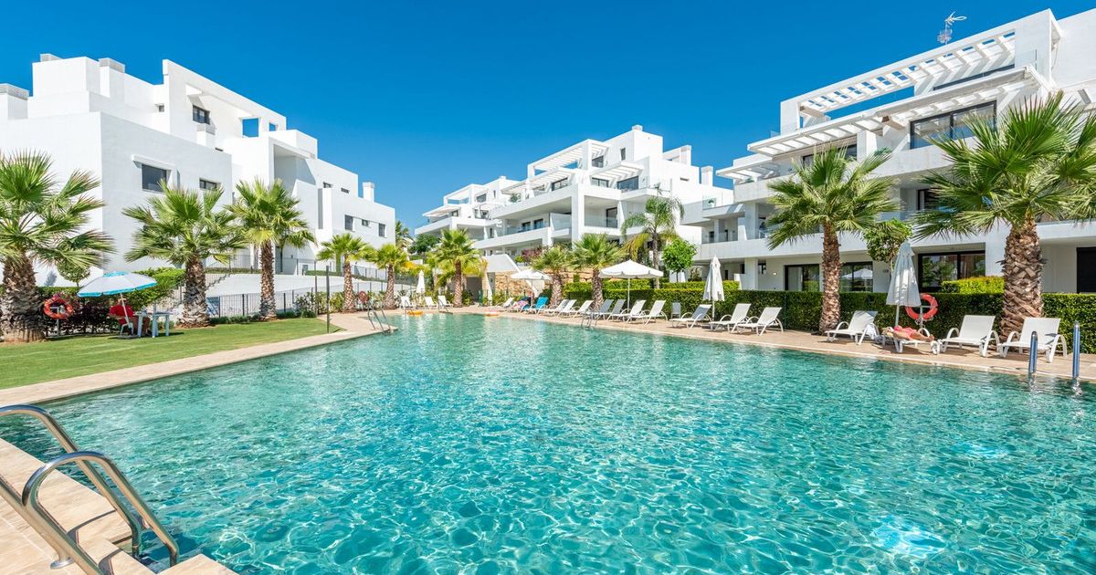 Gelijkvloers appartement in El Paraiso, El Paraiso, 3/12