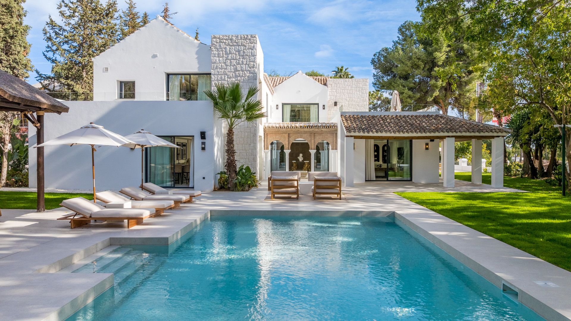 Villa in Nueva Andalucia, Las Brisas, Nueva Andalucia, 2/12