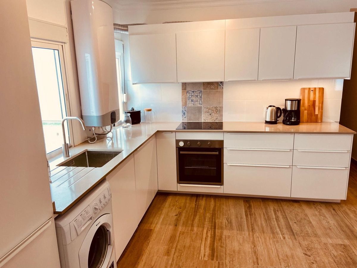 Appartement en étage moyen à Fuengirola, Fuengirola, 2/12
