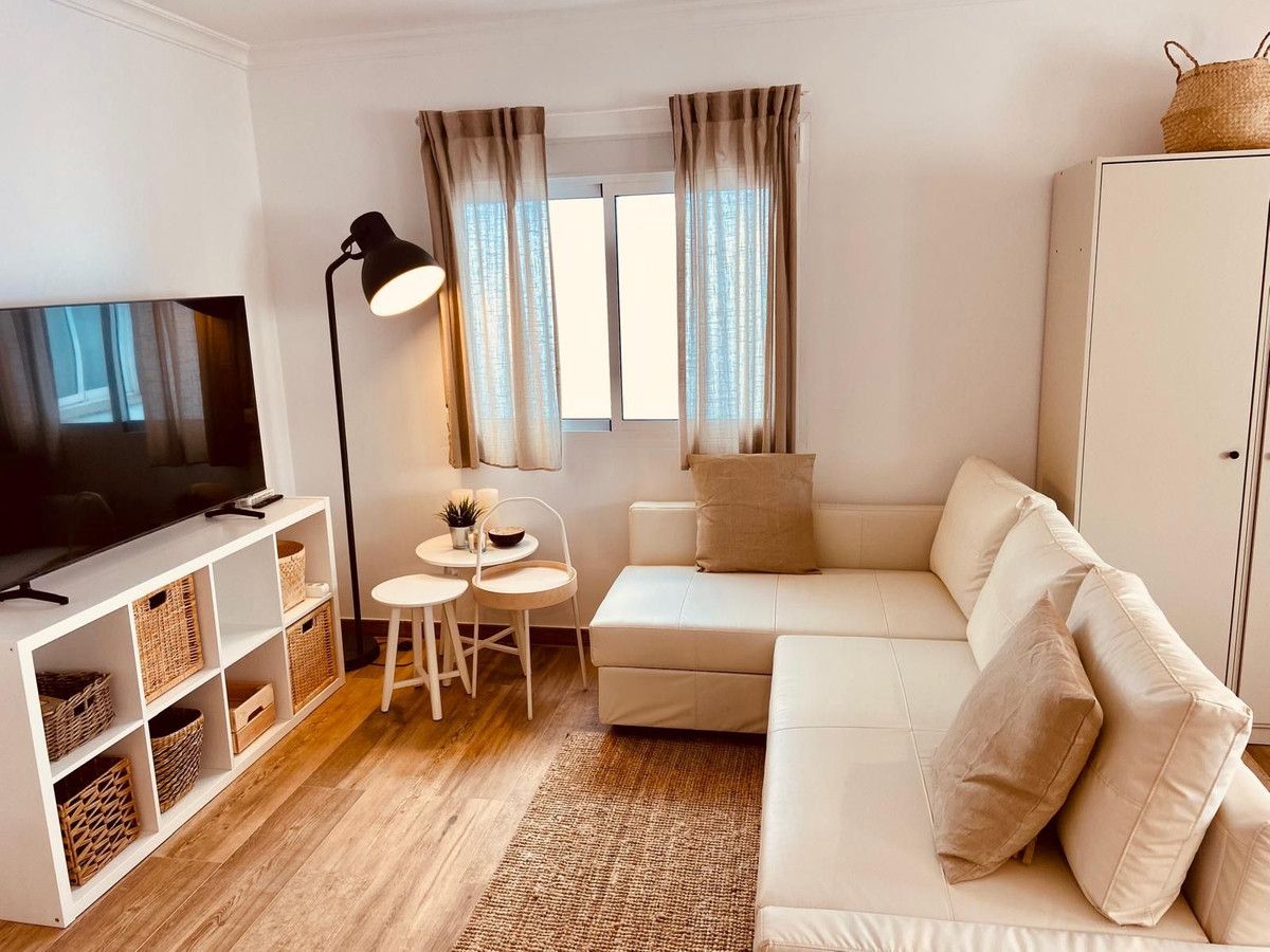 Appartement en étage moyen à Fuengirola, Fuengirola, 6/12