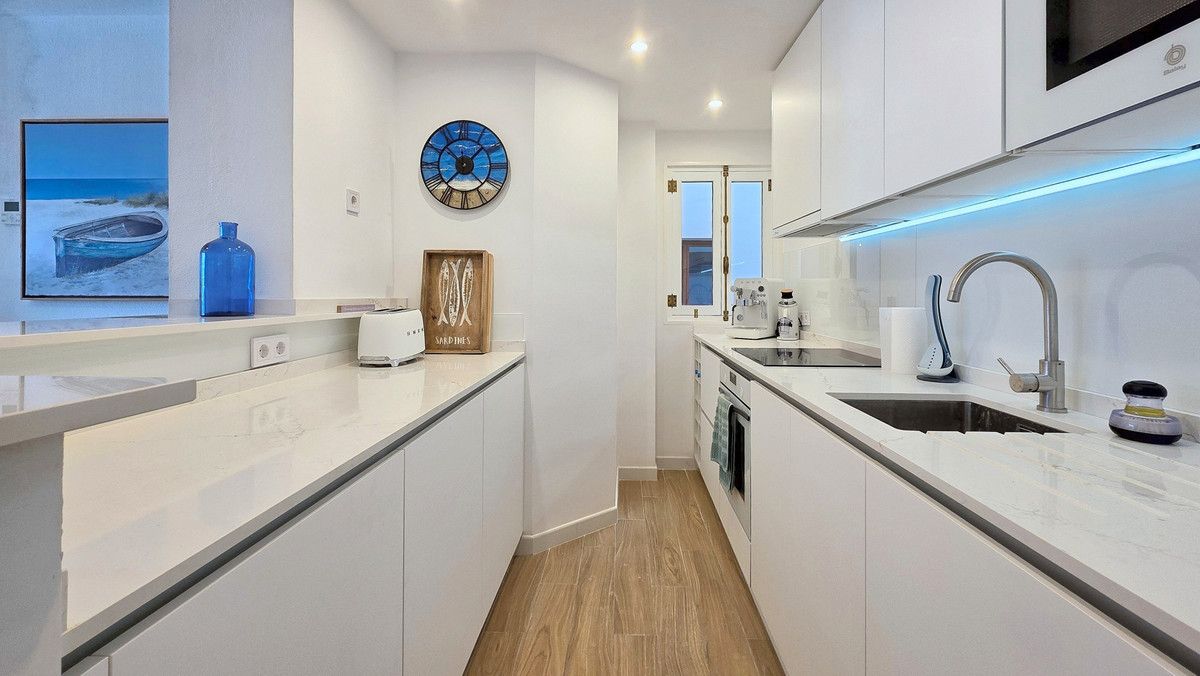 Appartement en étage intermédiaire à La Duquesa, La Duquesa, 2/12