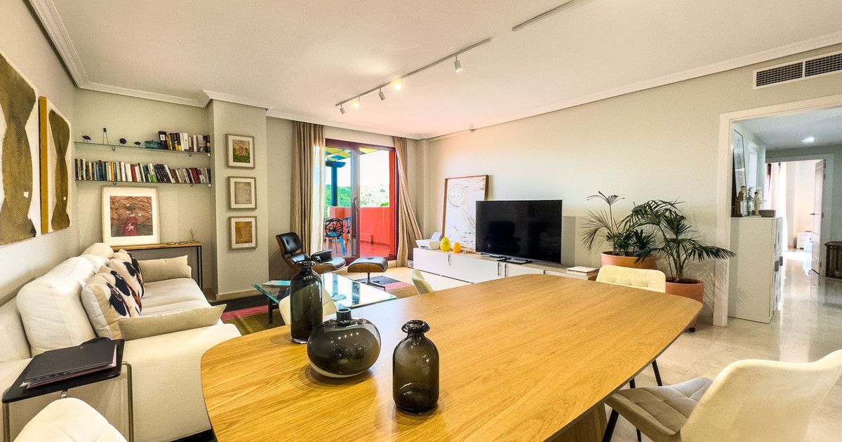 Penthouse in Casares, Casares, 2/12