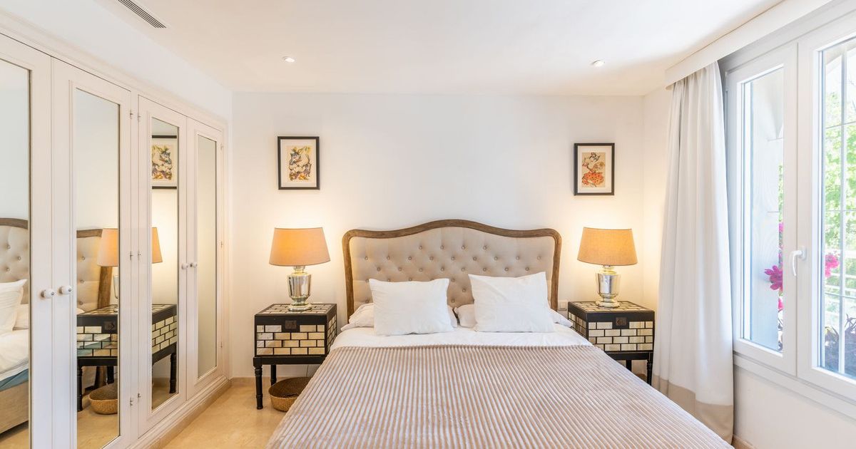Middle Floor Apartment in Estepona, Estepona, 11/12