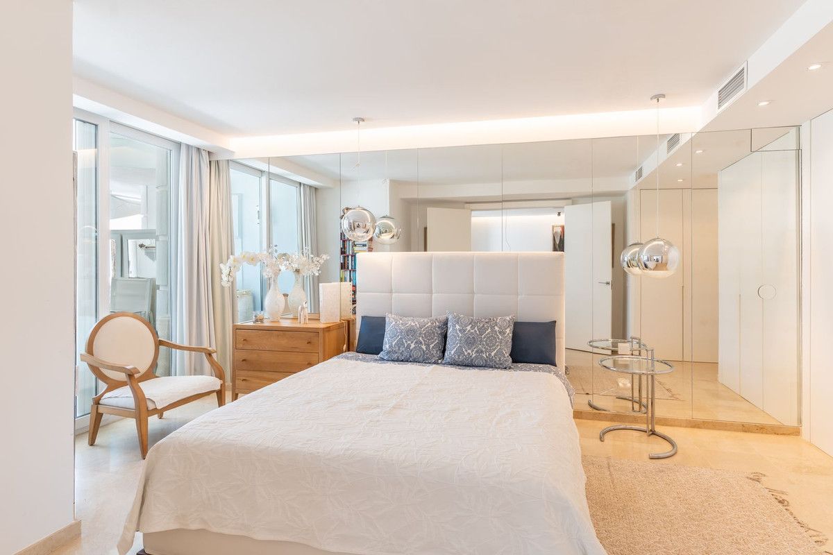 Middle Floor Apartment in Estepona, Estepona, 9/12