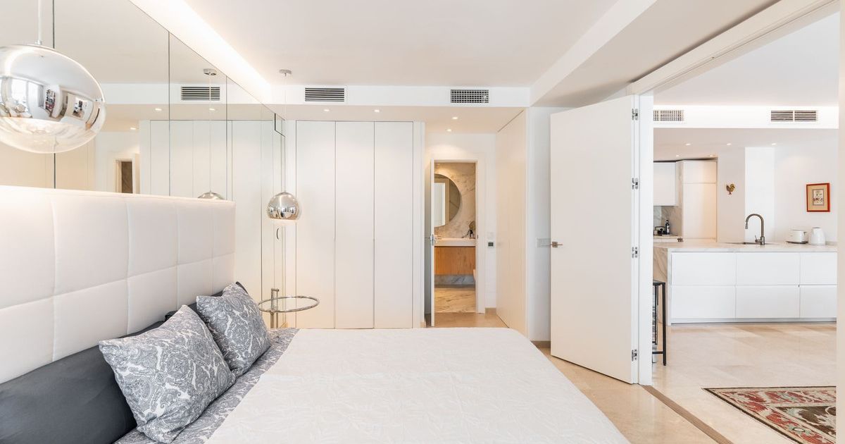 Middle Floor Apartment in Estepona, Estepona, 10/12