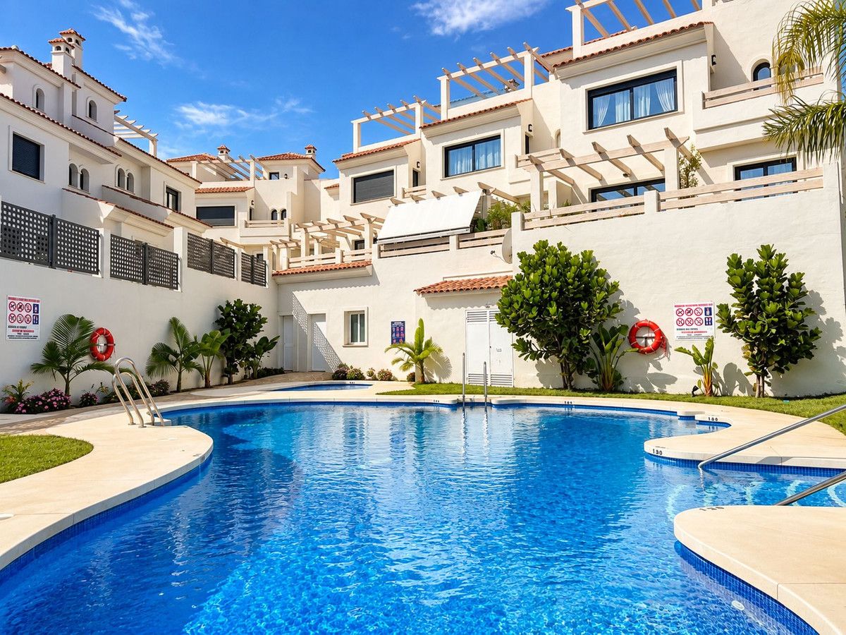 Townhouse in El Paraiso, El Paraiso, 1/12