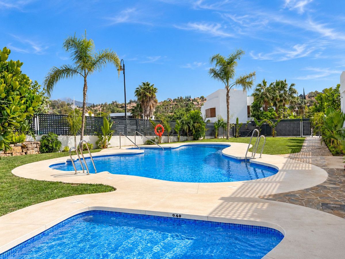 Townhouse in El Paraiso, El Paraiso, 11/12