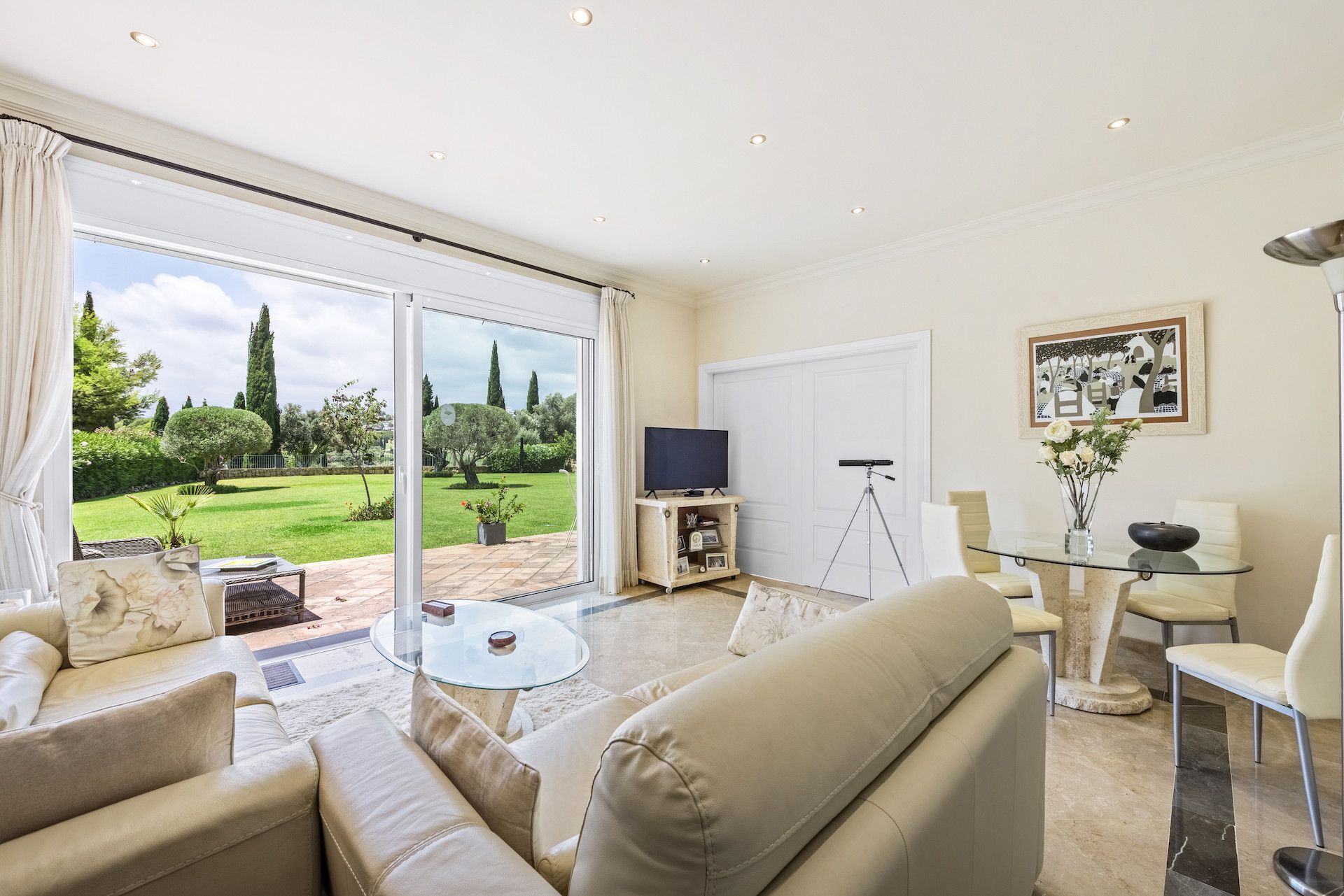 Apartamento en Planta Baja en Benahavis, Los Flamingos, Benahavis, 2/12