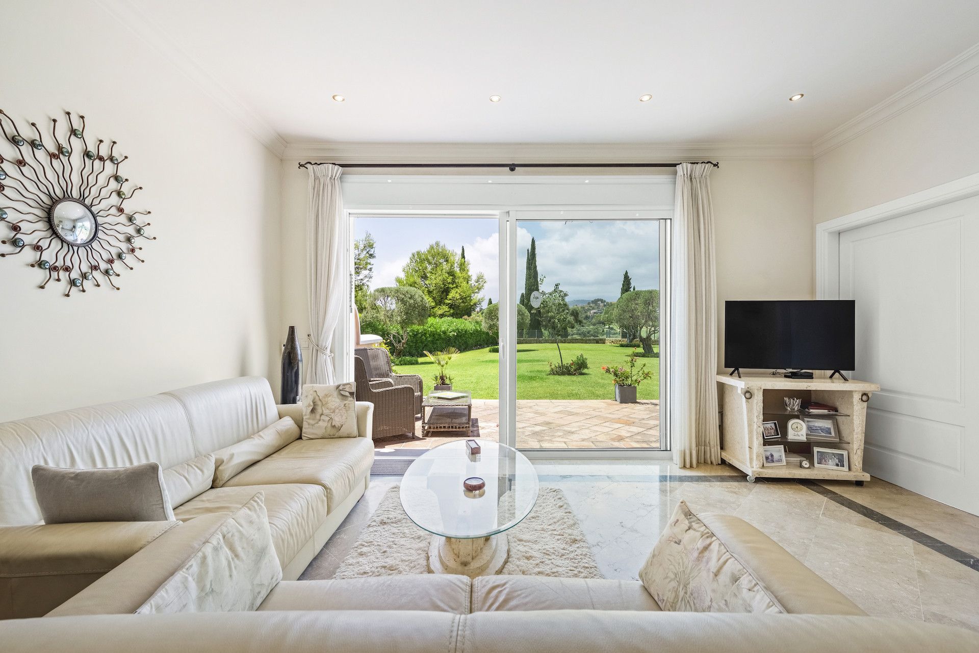 Apartamento en Planta Baja en Benahavis, Los Flamingos, Benahavis, 4/12