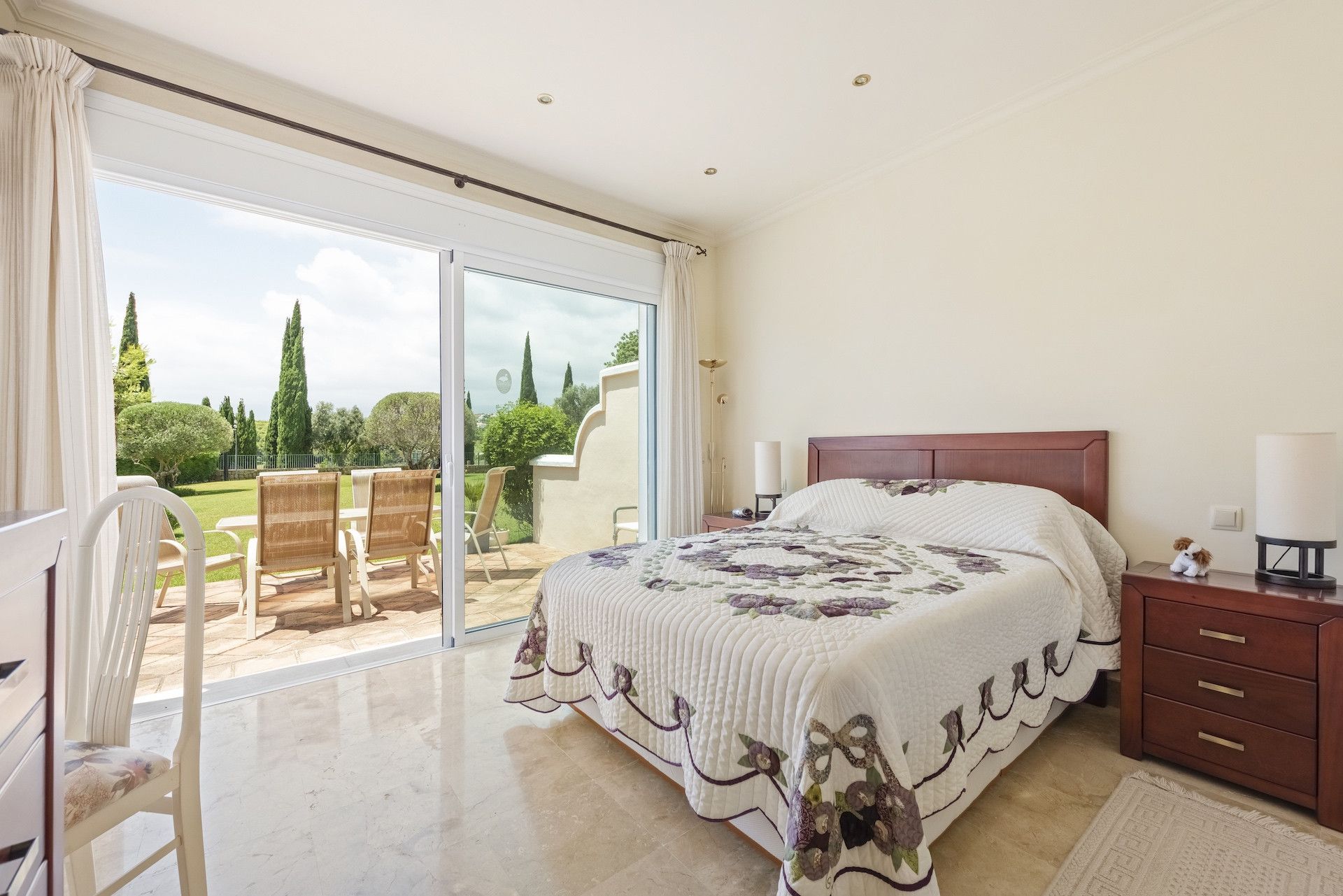 Apartamento en Planta Baja en Benahavis, Los Flamingos, Benahavis, 5/12
