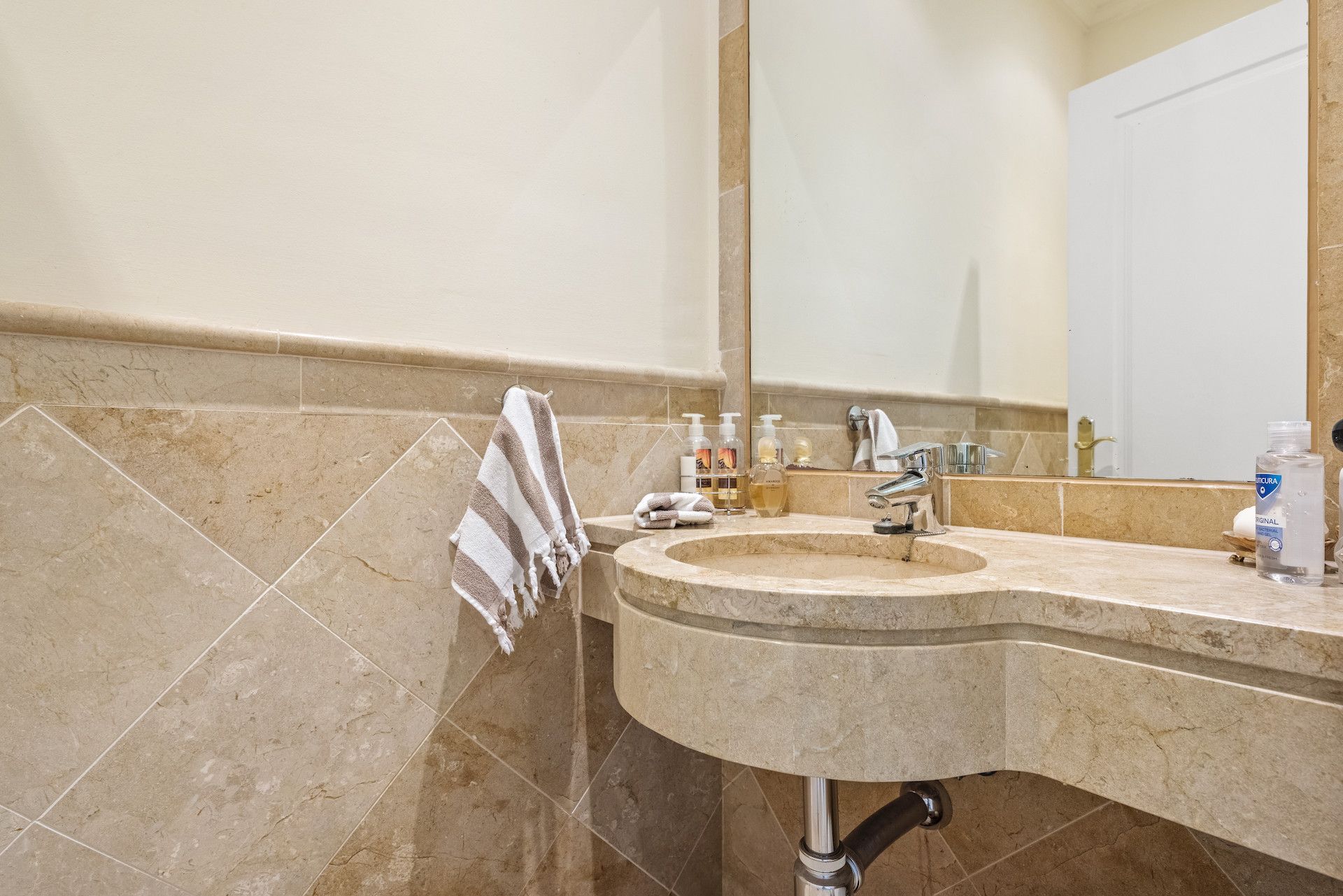 Apartamento en Planta Baja en Benahavis, Los Flamingos, Benahavis, 7/12