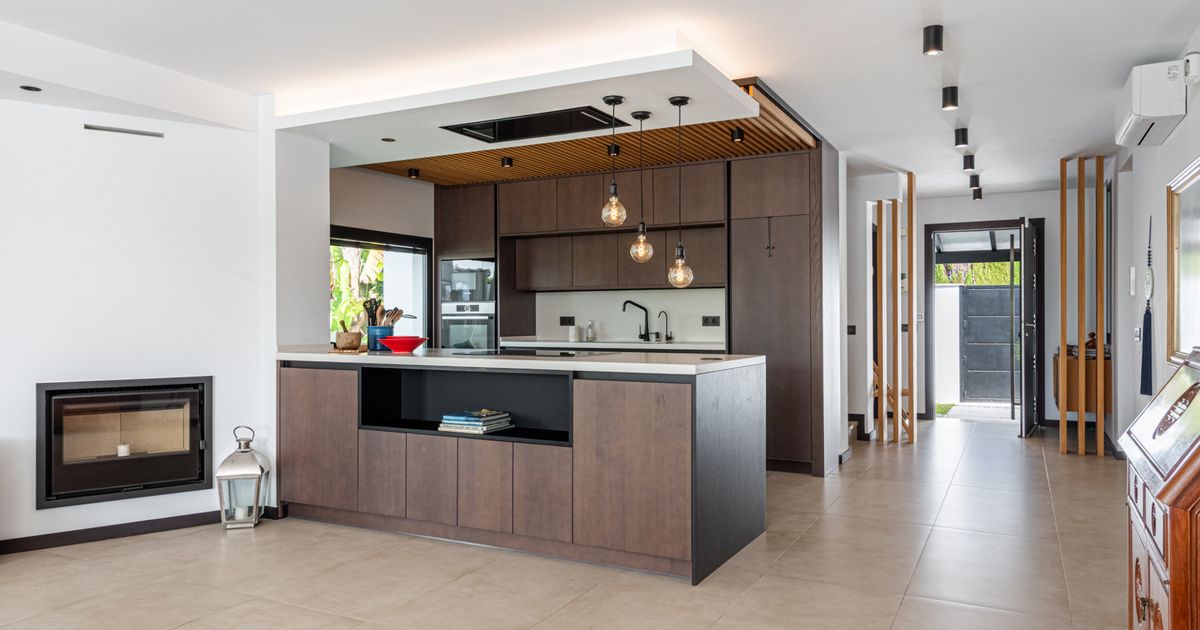Villa in Marbella East, Elviria, Marbella East, 4/12