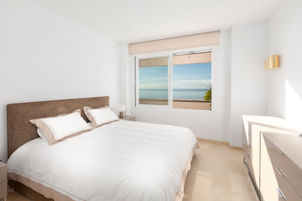 Квартира на среднем этаже в Estepona, Estepona, 10/12