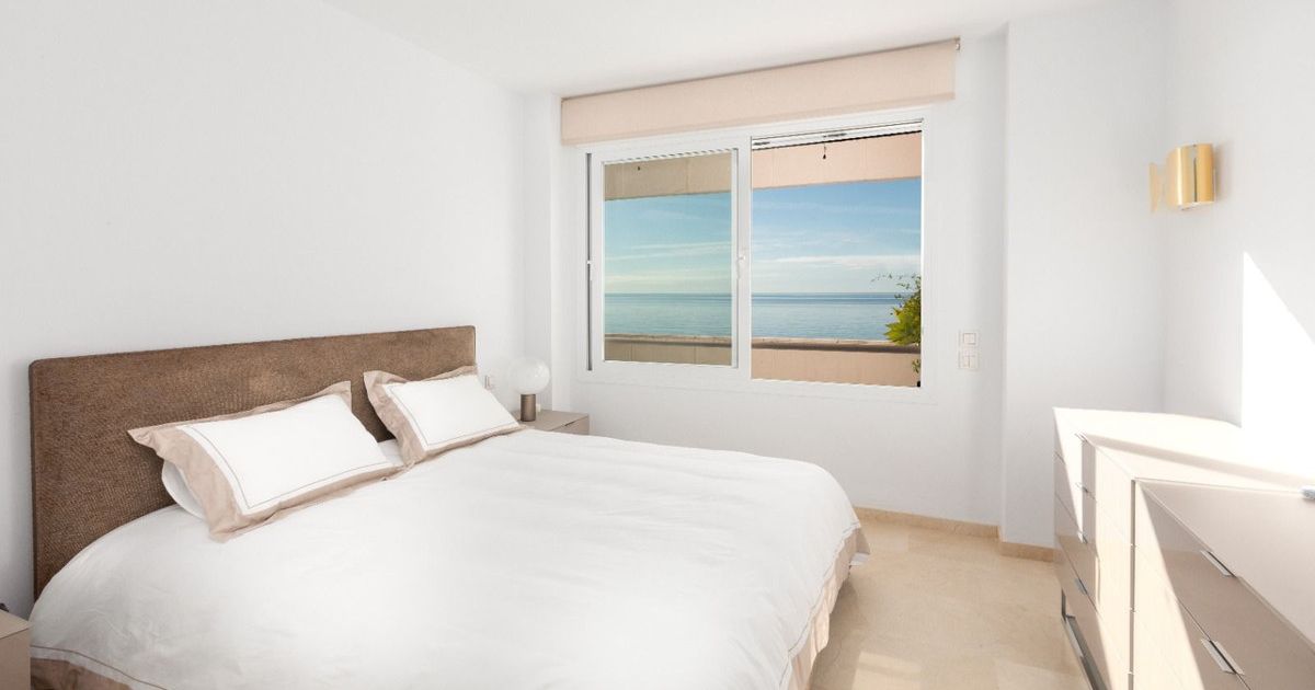 Квартира на среднем этаже в Estepona, Estepona, 10/12
