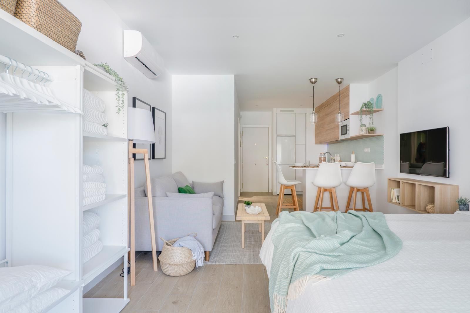 Studio-Apartment in mittlerer Etage in Marbella, Marbella, 11/12