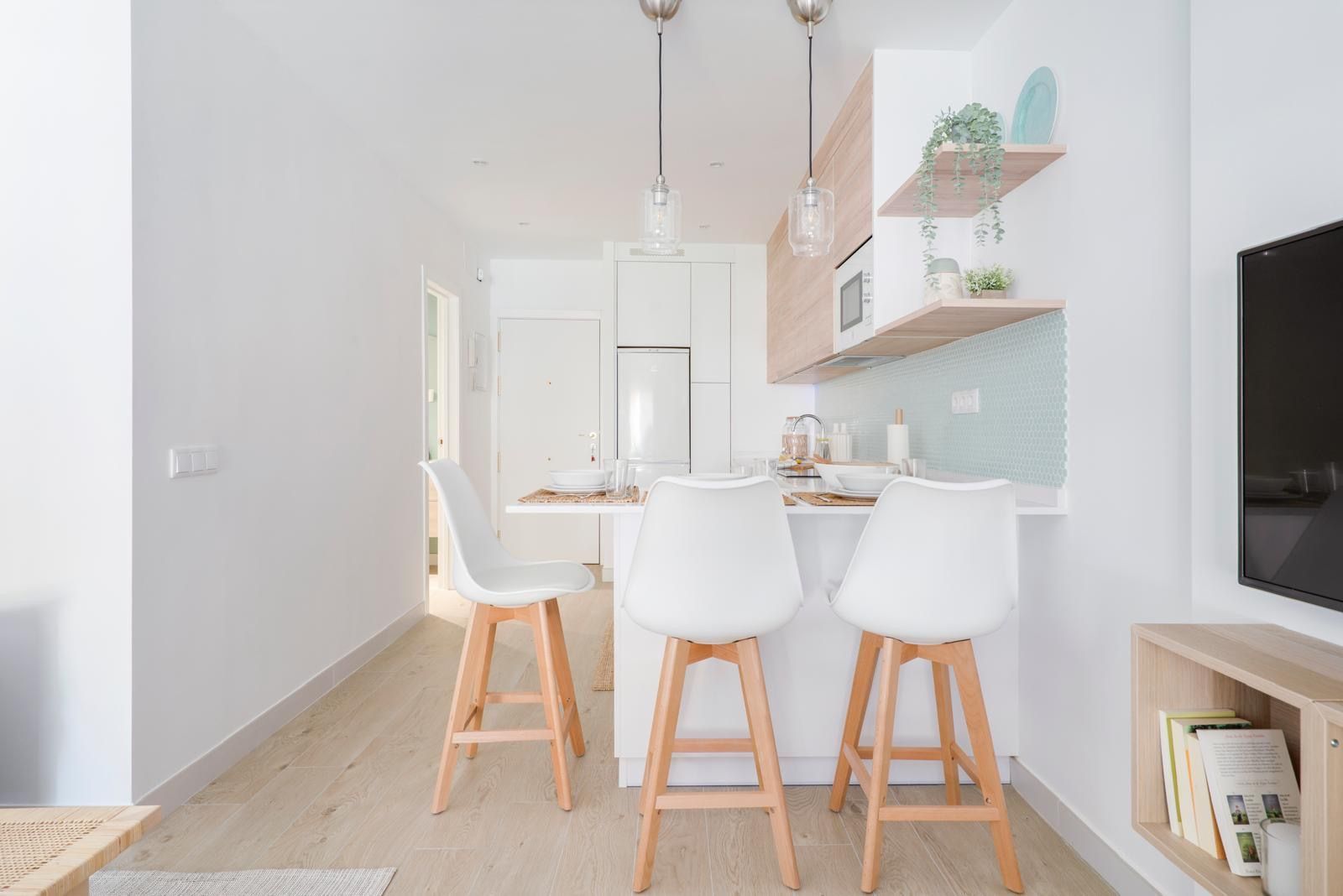 Studio-Apartment in mittlerer Etage in Marbella, Marbella, 6/12