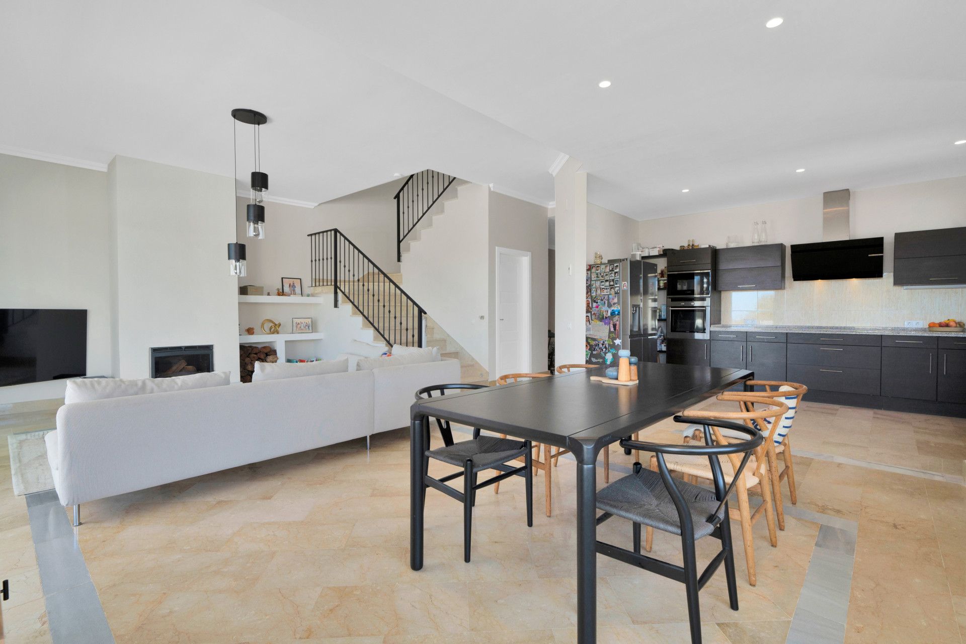 Semi Detached House in Marbella East, La Mairena, Marbella East, 10/12
