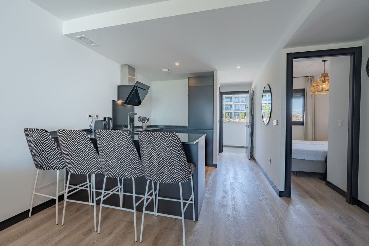 Middle Floor Apartment in Mijas, Mijas, 2/12