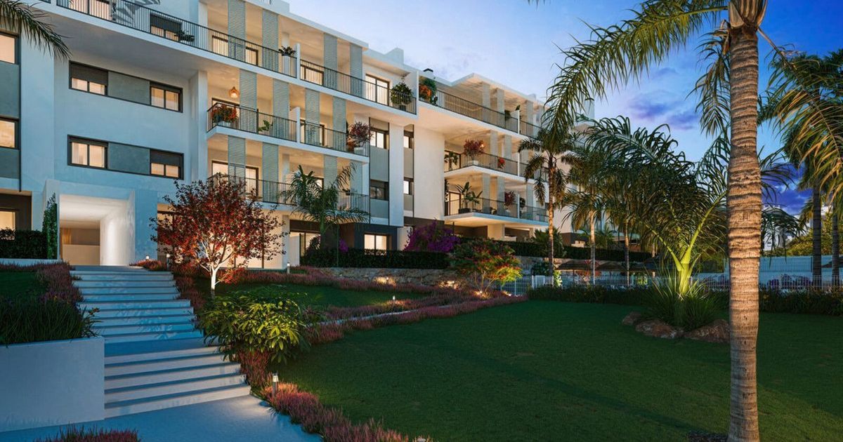Middle Floor Appartement in Estepona, Estepona, 6/12