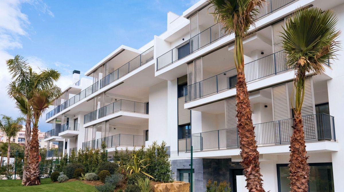 Middle Floor Appartement in Estepona, Estepona, 7/12