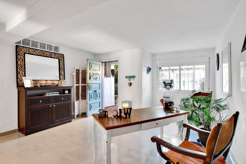 Detached Villa in Marbesa, Marbesa, 11/12
