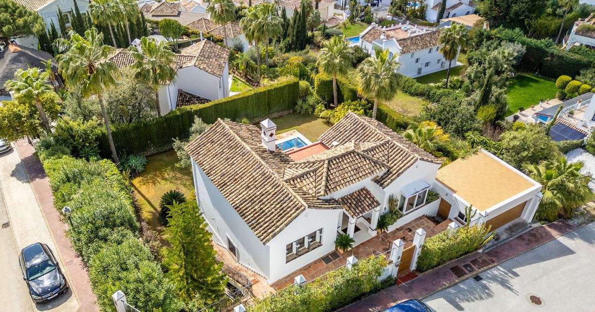Detached Villa in Istán, Istán, 1/12