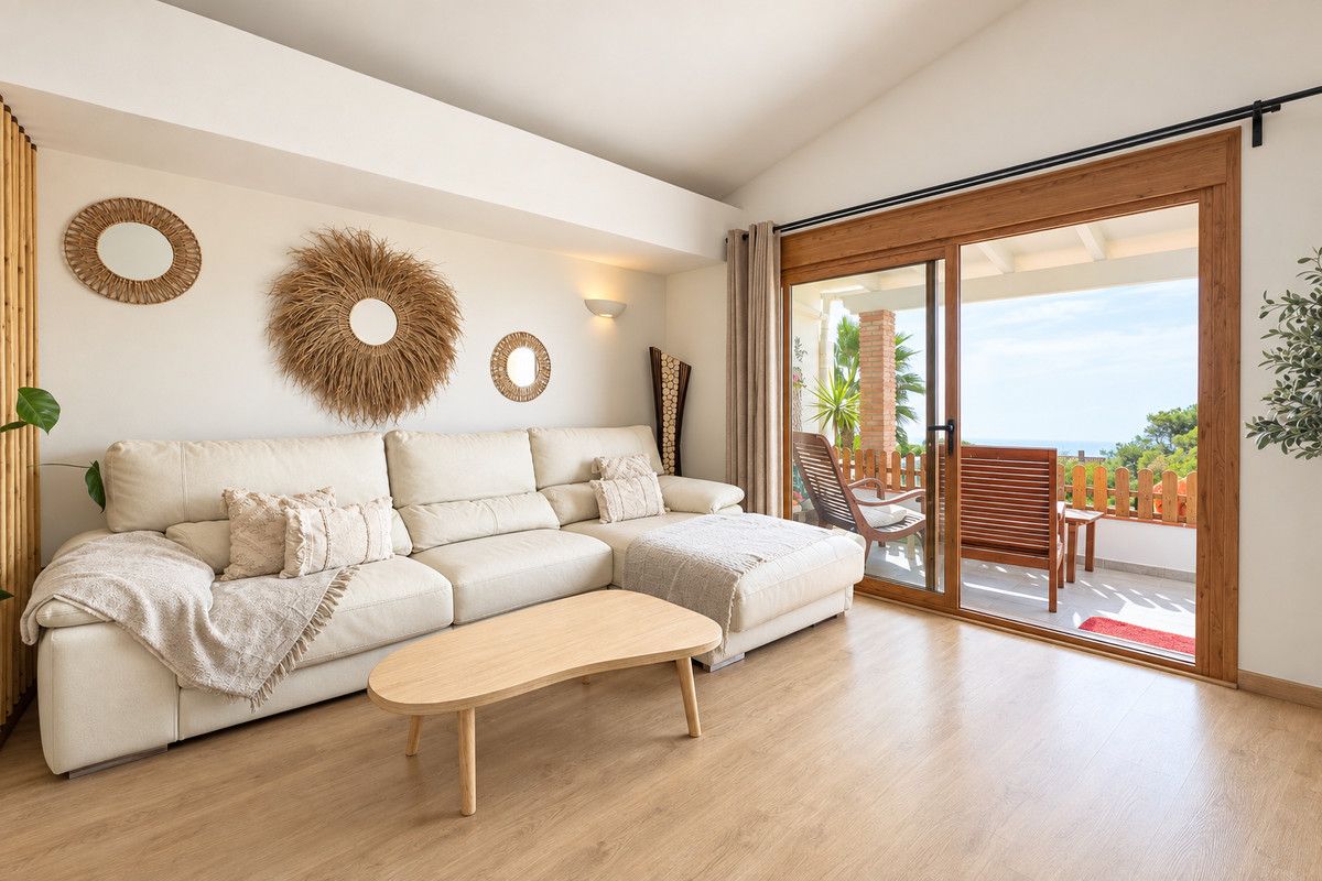 Semi-Detached House in Estepona, Estepona, 5/12
