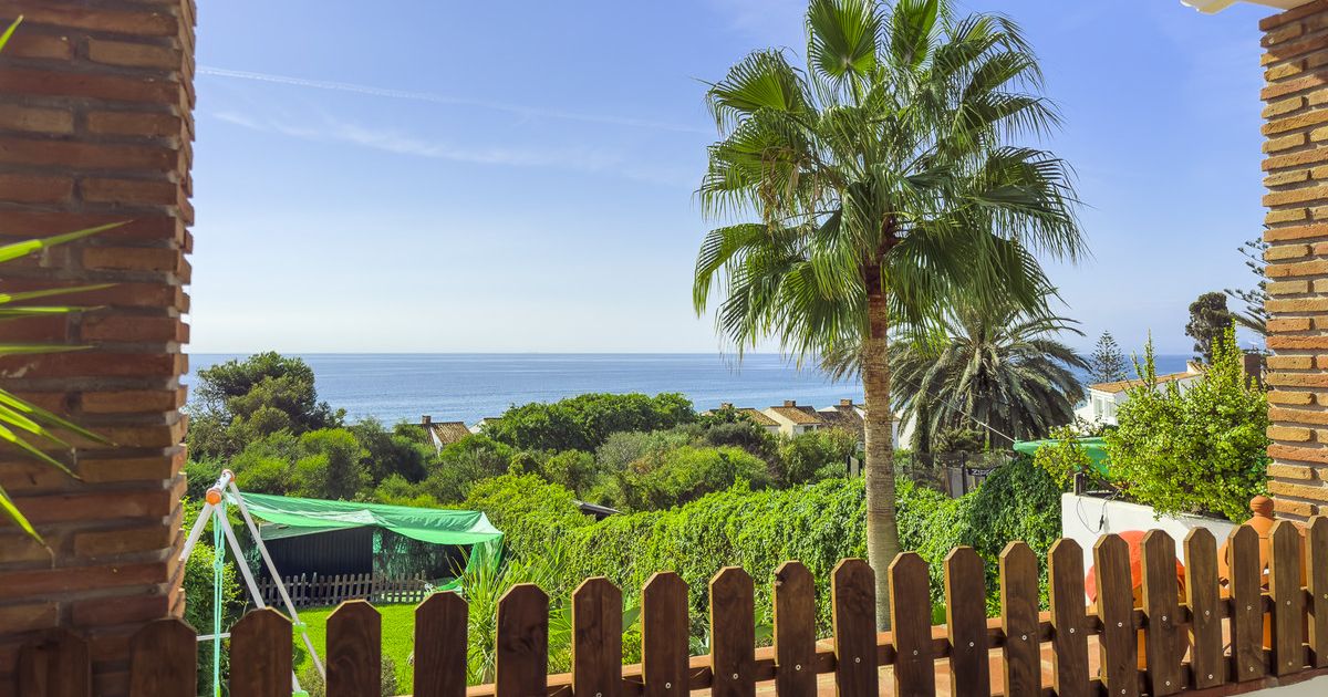 Semi-Detached House in Estepona, Estepona, 9/12