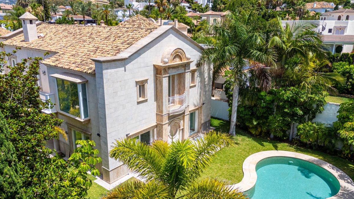 Freistehende Villa in Marbella, Marbella, 1/12