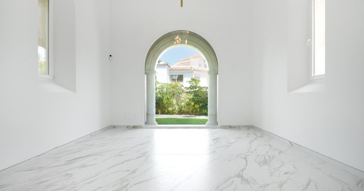 Freistehende Villa in Marbella, Marbella, 3/12