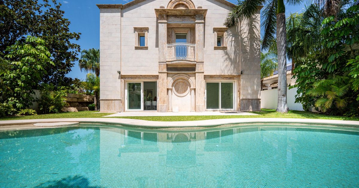 Freistehende Villa in Marbella, Marbella, 6/12