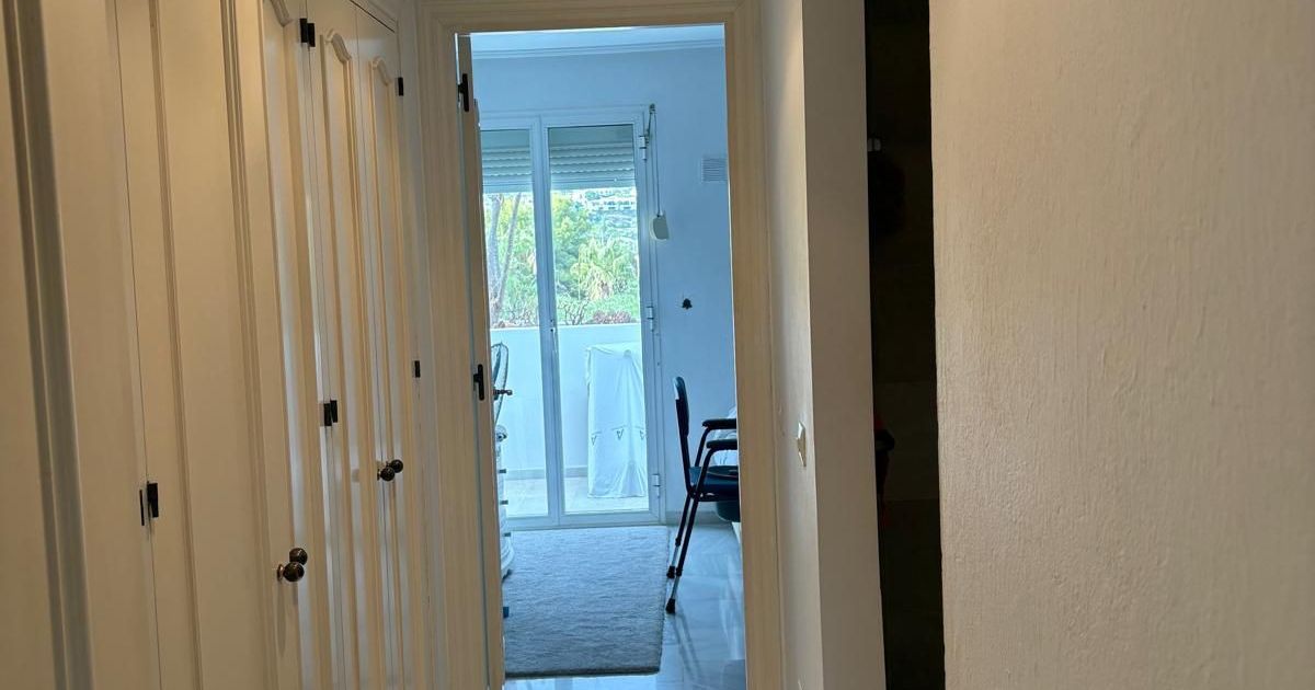 Middle Floor Apartment in Bel Air, Bel Air, 9/12