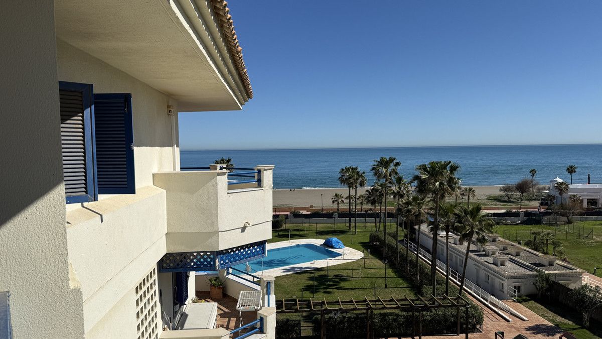 Apartamento en planta media en San Luis de Sabinillas, San Luis de Sabinillas, 3/12