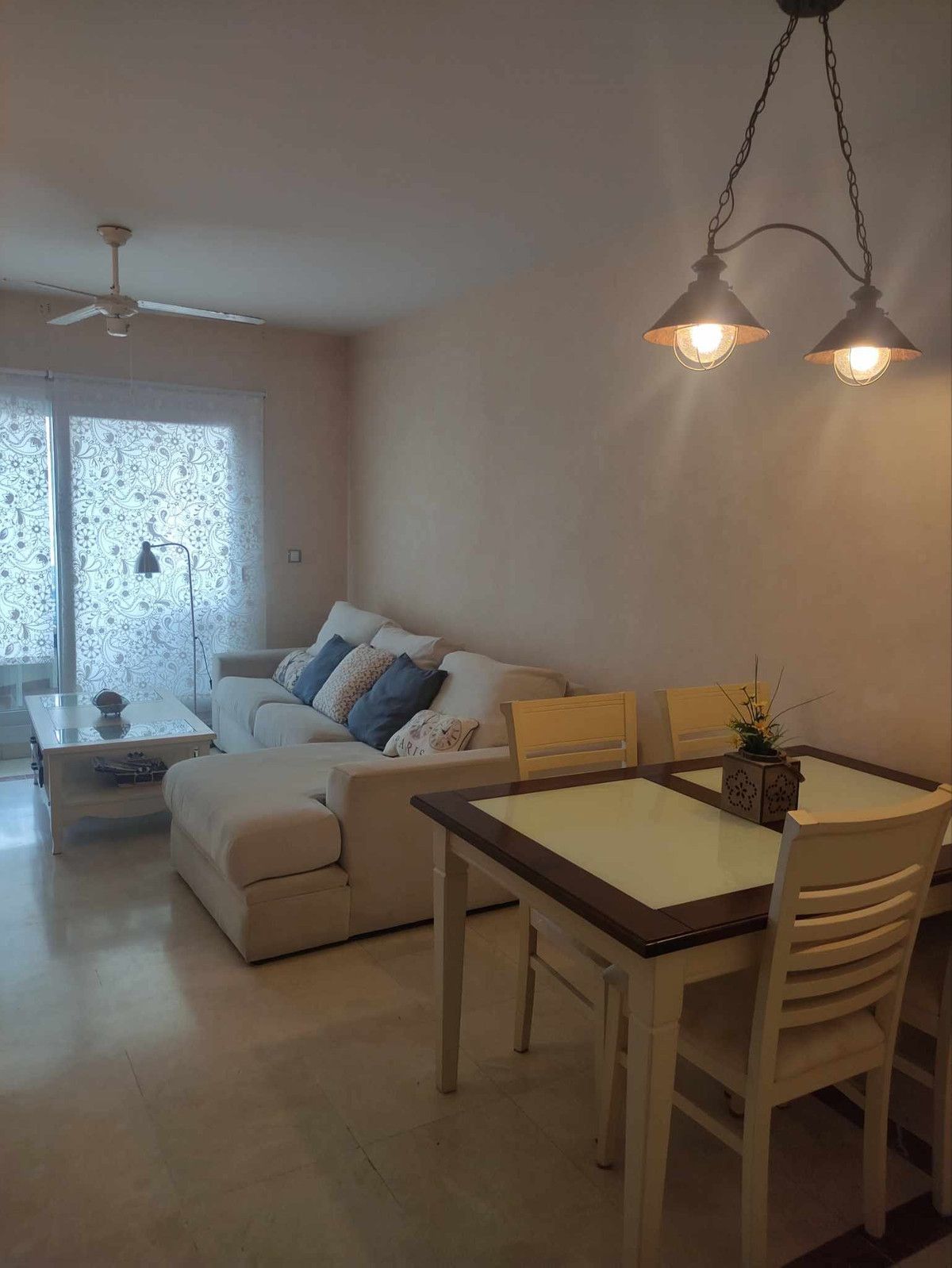 Apartamento en planta media en San Luis de Sabinillas, San Luis de Sabinillas, 4/12