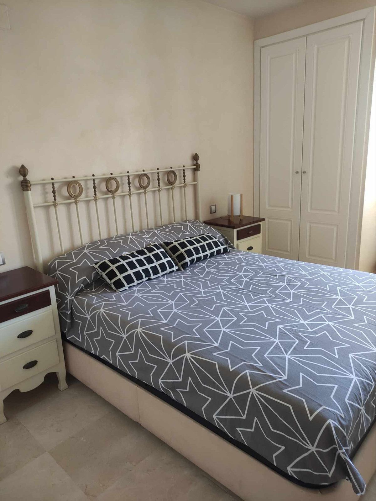 Apartamento en planta media en San Luis de Sabinillas, San Luis de Sabinillas, 8/12